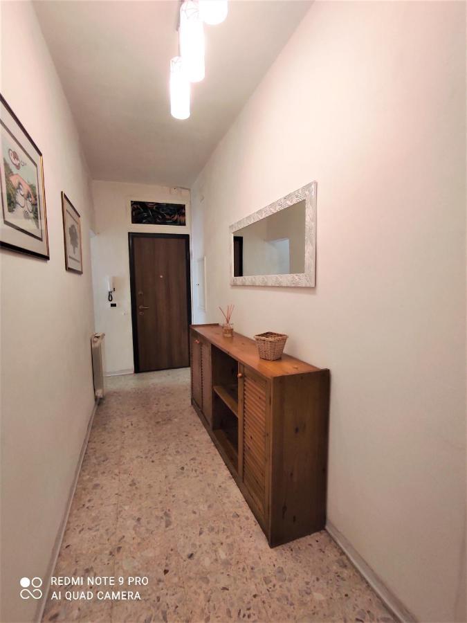 Romantic Liberta Apartment Флоренция Экстерьер фото