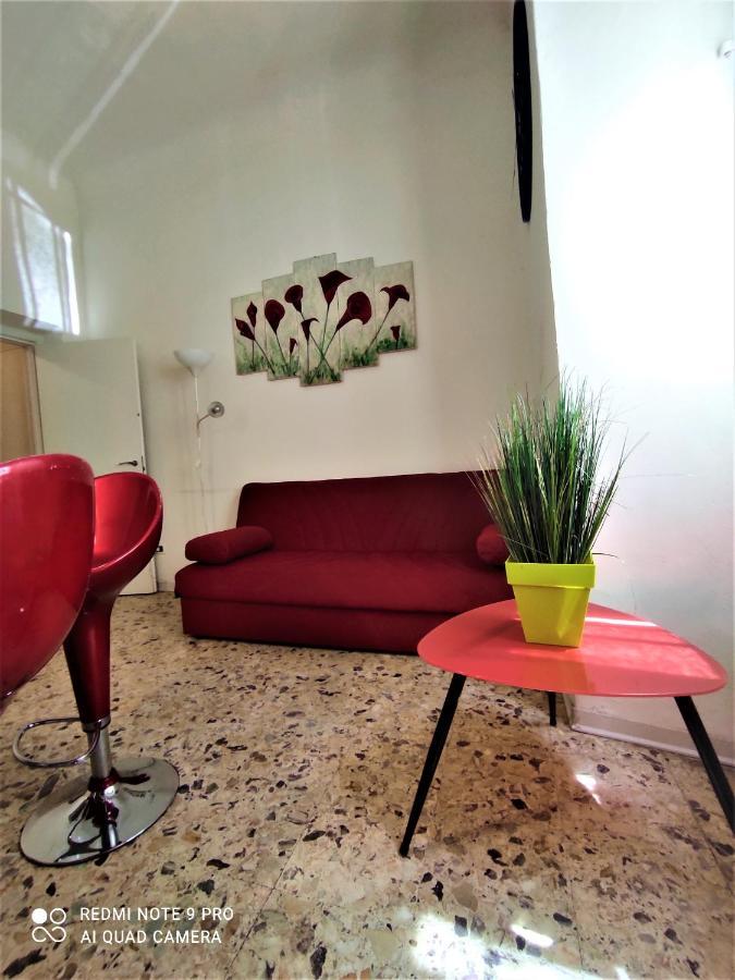 Romantic Liberta Apartment Флоренция Экстерьер фото